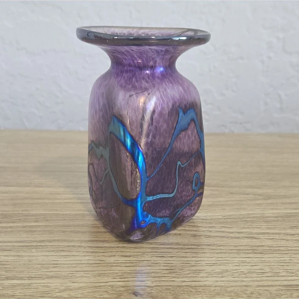 Robert HeId Iridescent Purple Art Glass Vase w/Metallic Blue Signed